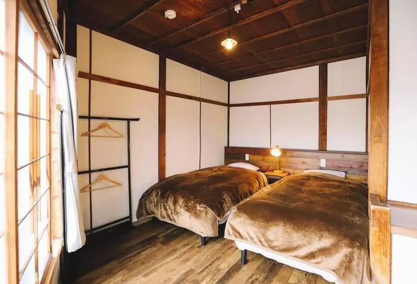 ペンション Kushiro Guesthouse Cook A Doodle Doo   Hostel