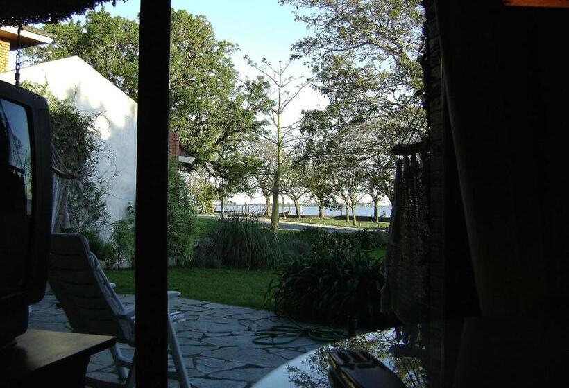 Hostel Villa De La Costa