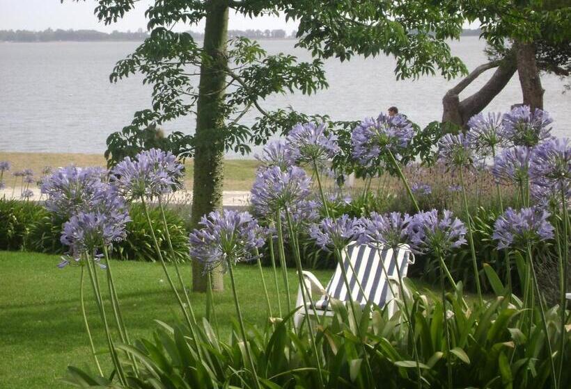 Hostel Villa De La Costa