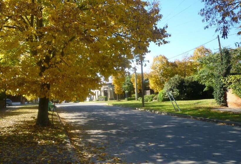 Hostel Villa De La Costa