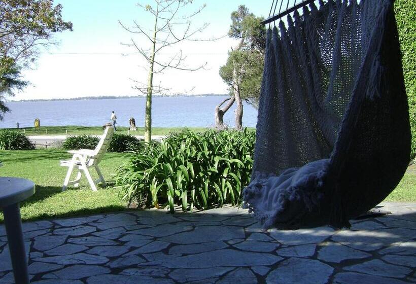 Hostel Villa De La Costa