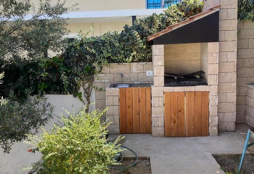 בית מלון כפרי Vila Ali