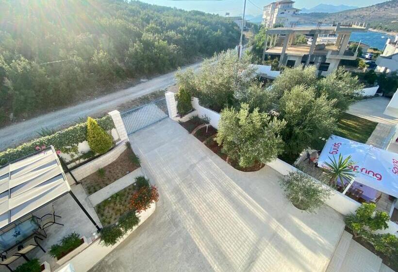 בית מלון כפרי Vila Ali