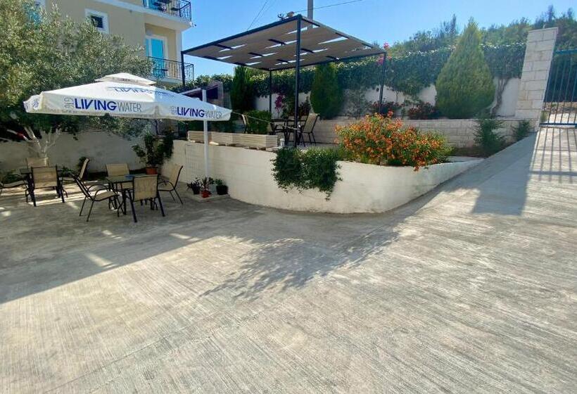 בית מלון כפרי Vila Ali