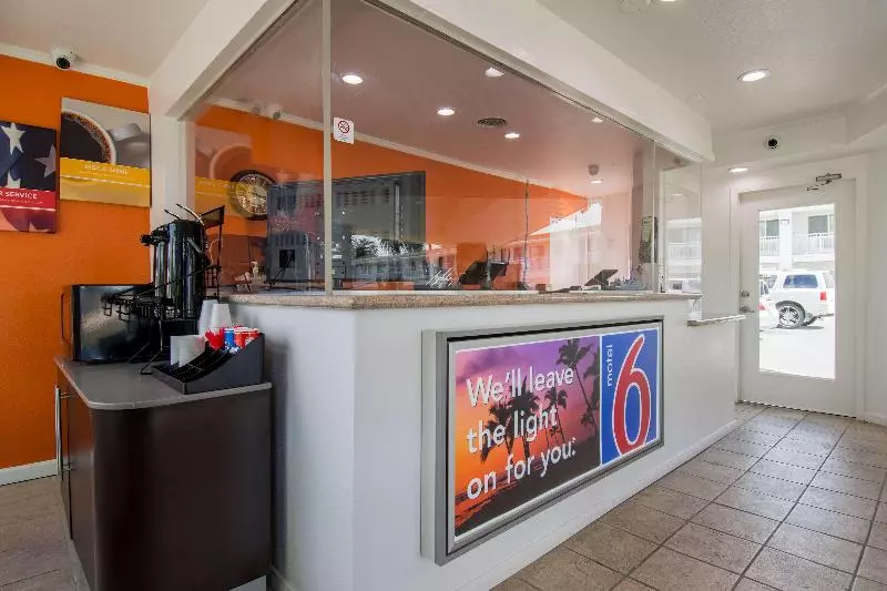 Motel 6 san Bernardino, Ca  Downtown