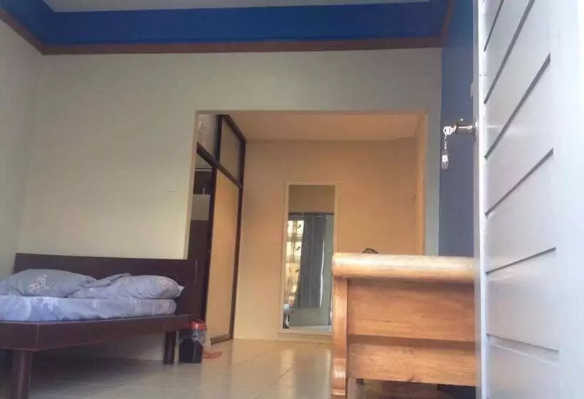 Majatalo Brown Epitome Lodge