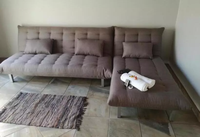 Majatalo Villa Tropicana  South Africa