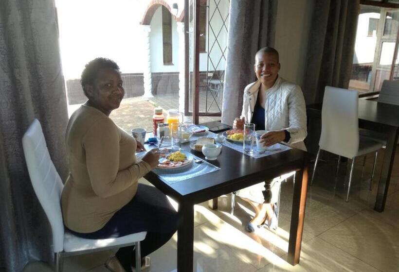 Пансион Villa Tropicana  South Africa