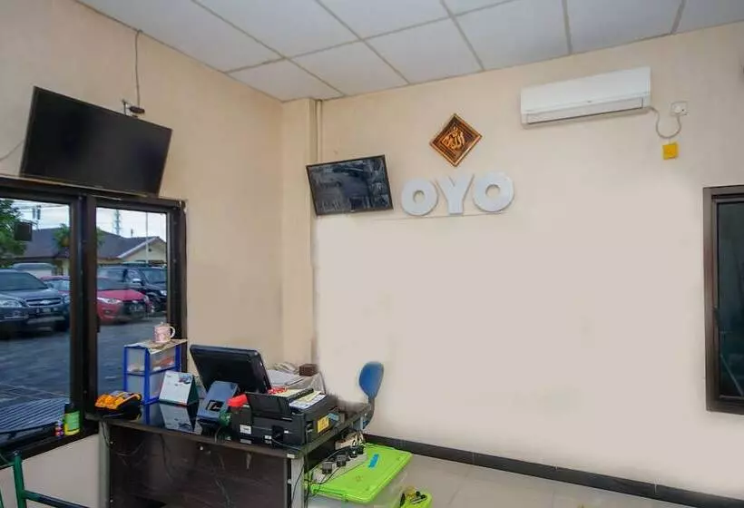 ホテル Wisma Merdeka Syariah Redpartner