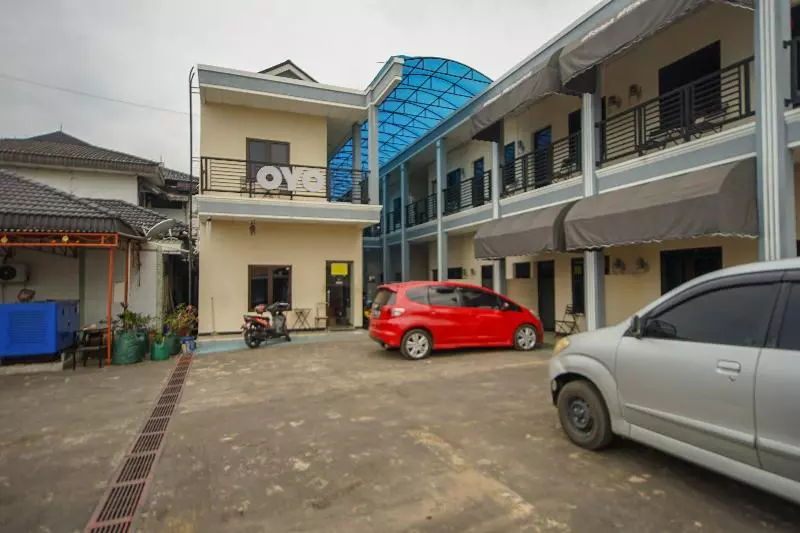 ホテル Wisma Merdeka Syariah Redpartner