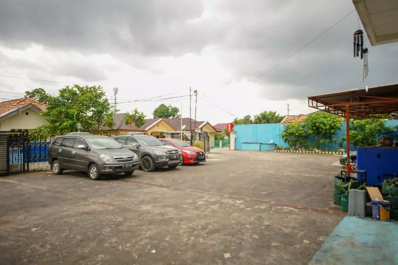 ホテル Wisma Merdeka Syariah Redpartner
