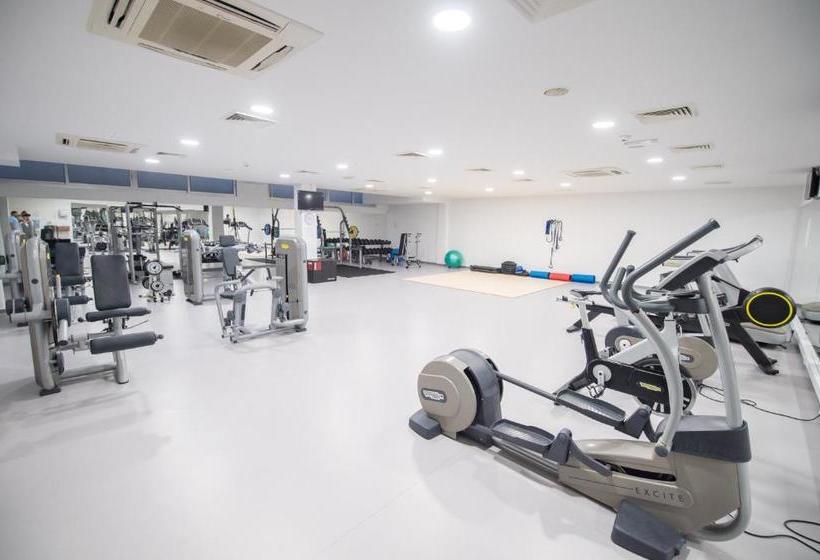 בית מלון כפרי Sunprime Ayia Napa Suites Adults Only