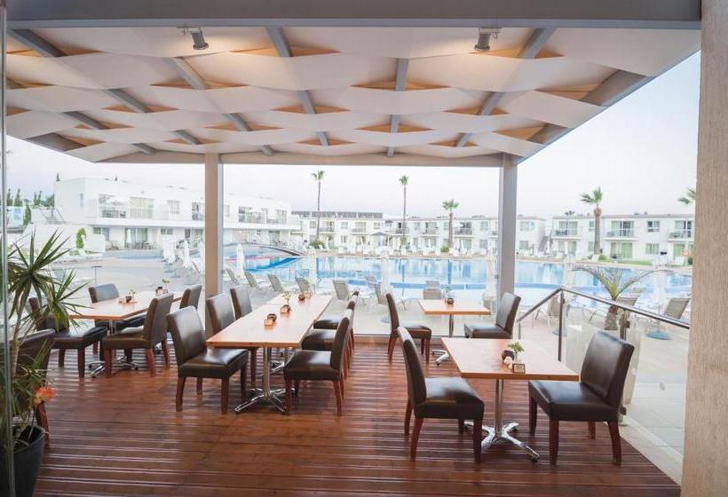 בית מלון כפרי Sunprime Ayia Napa Suites Adults Only