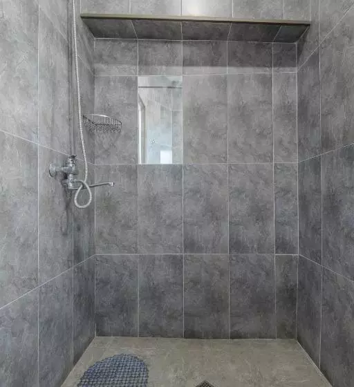 پانسیون Anna's Guest House