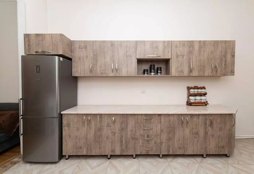 پانسیون Anna's Guest House