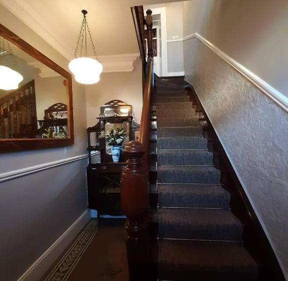 پانسیون Jbs Bar & Guest Accommodation