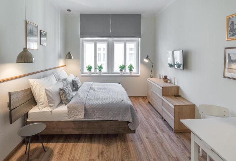 Mordecai Twelve Apartments By Prague Residences