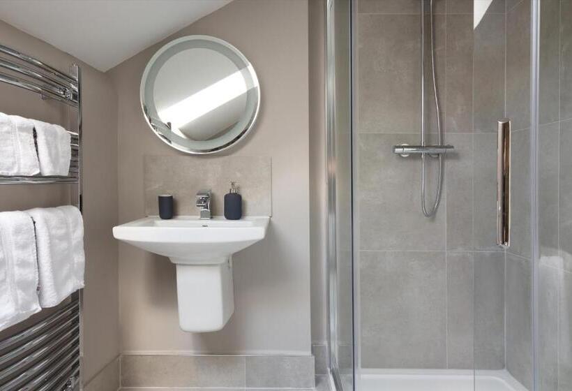 פנסיון Giles Norman Gallery & Townhouse