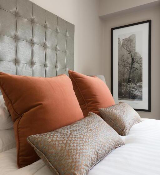 פנסיון Giles Norman Gallery & Townhouse