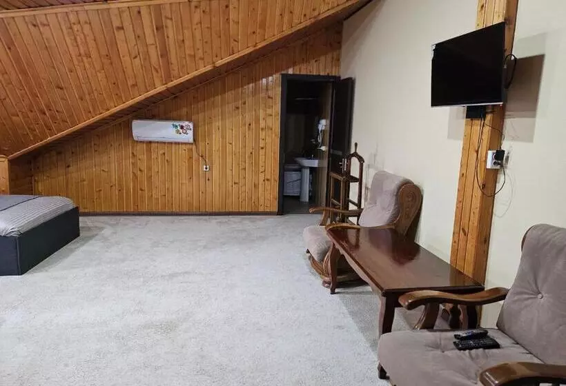 Majatalo Guest House Rohat Lux