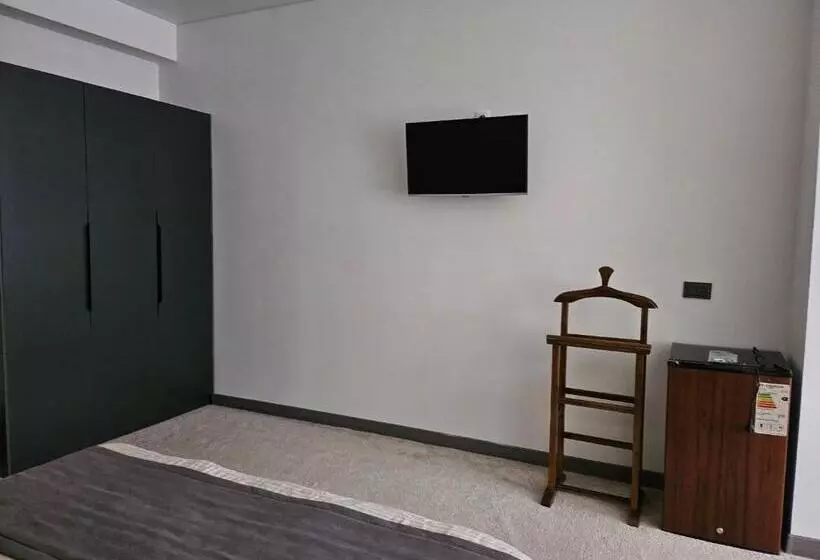 Majatalo Guest House Rohat Lux