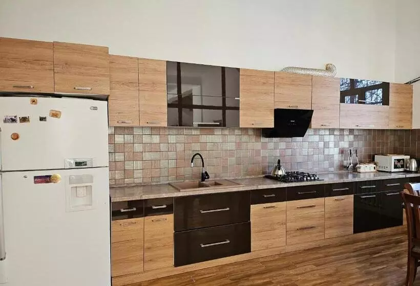 Majatalo Guest House Rohat Lux