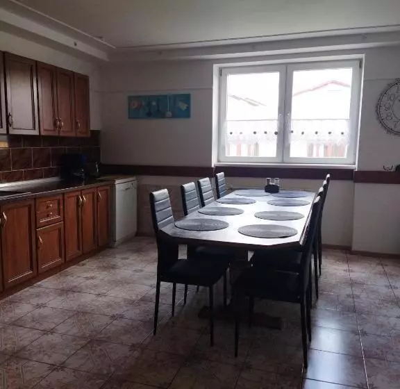 Retkeilymaja Lucky Cat