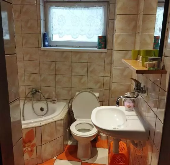 Retkeilymaja Lucky Cat