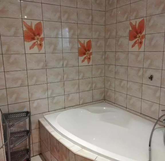 Retkeilymaja Lucky Cat