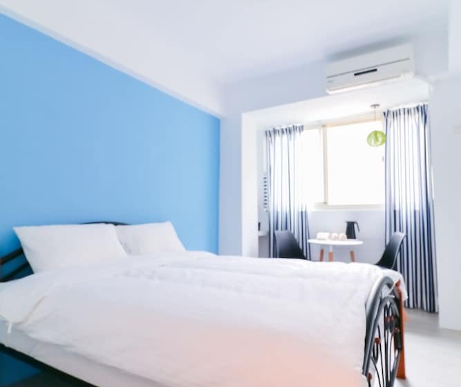 هاستل Long House