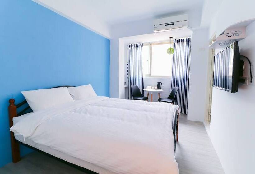 هاستل Long House