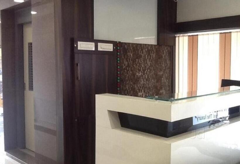 هاستل Park Residency