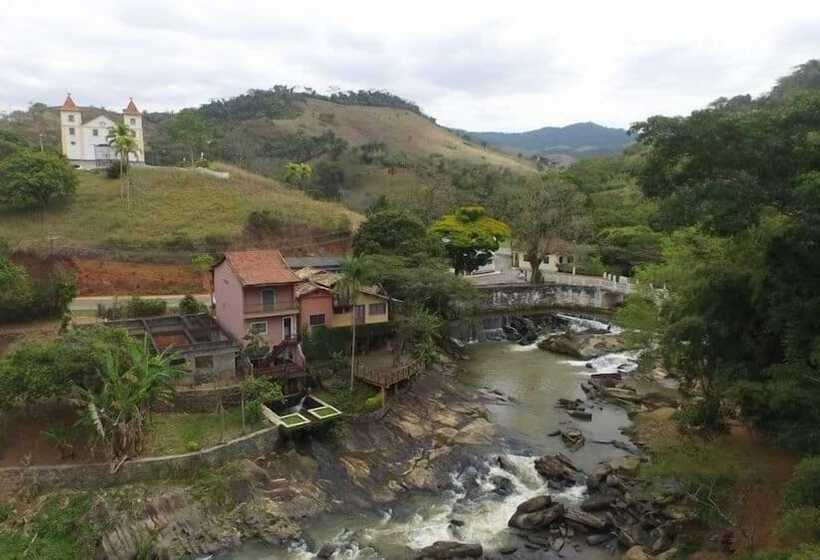 호스텔 Pousada Cachoeira De Pentagna