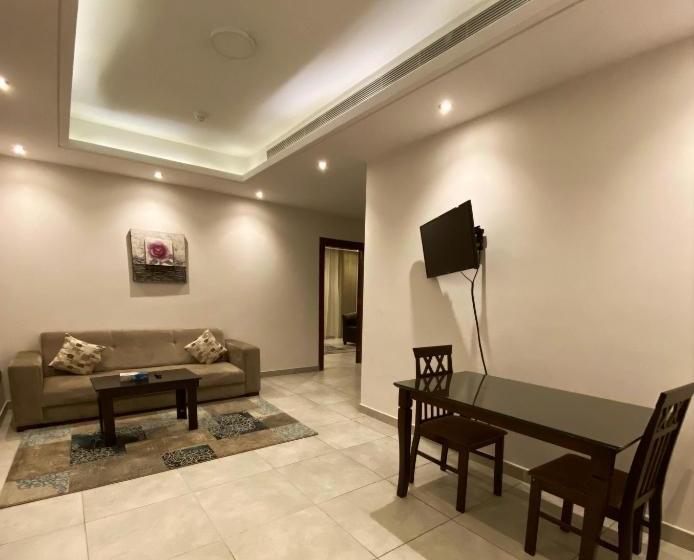 Oasis Rise Hotel Apartments