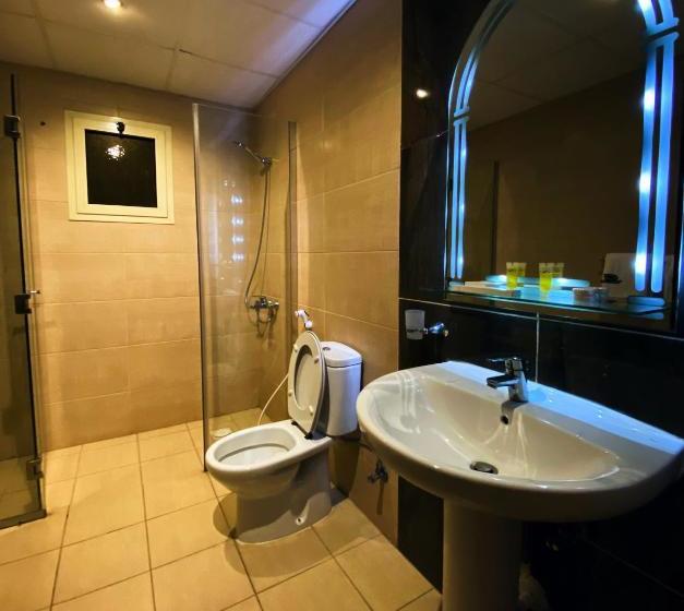 Oasis Rise Hotel Apartments