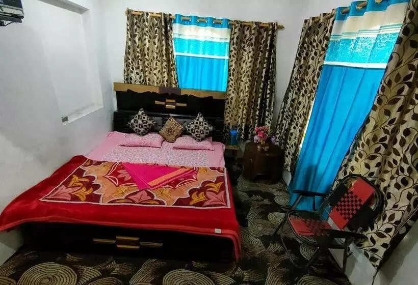 ペンション Irshad Home Stay