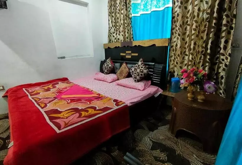 ペンション Irshad Home Stay