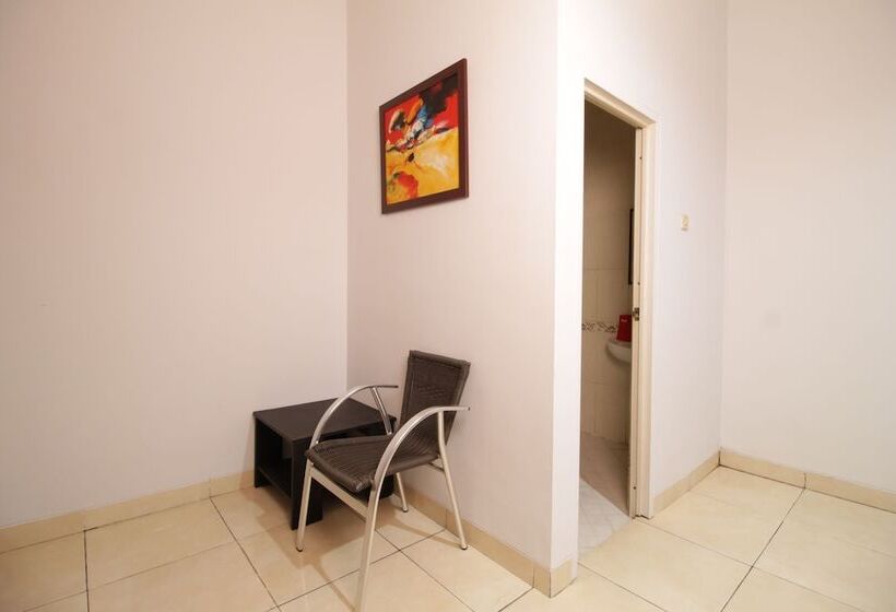 بنسيون Reddoorz @ Pangeran Antasari 2