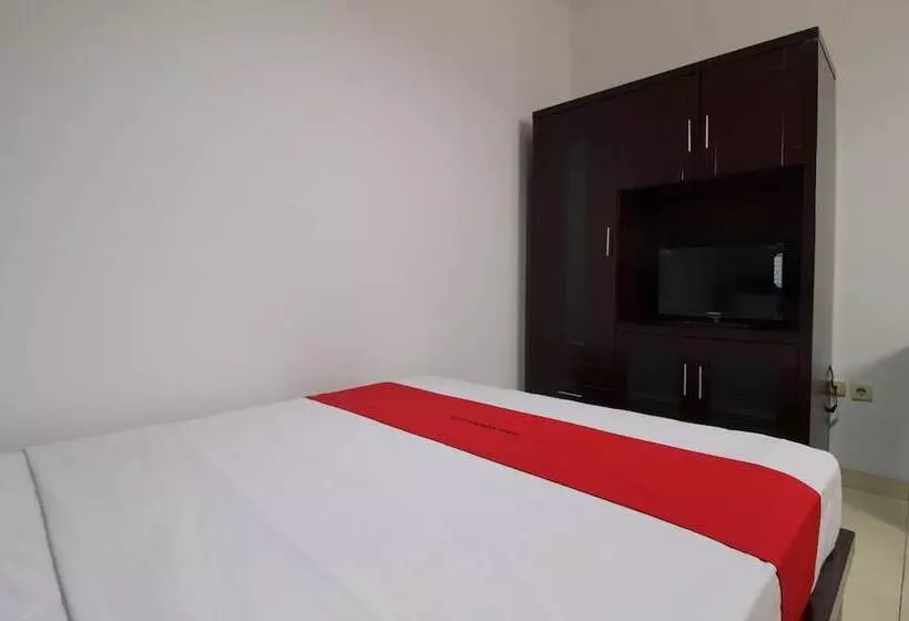 ペンション Reddoorz @ Pangeran Antasari 2