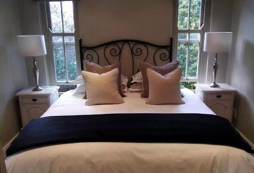 Majatalo Tranquil Tokai