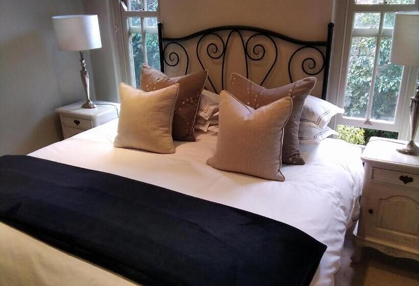 بنسيون Tranquil Tokai