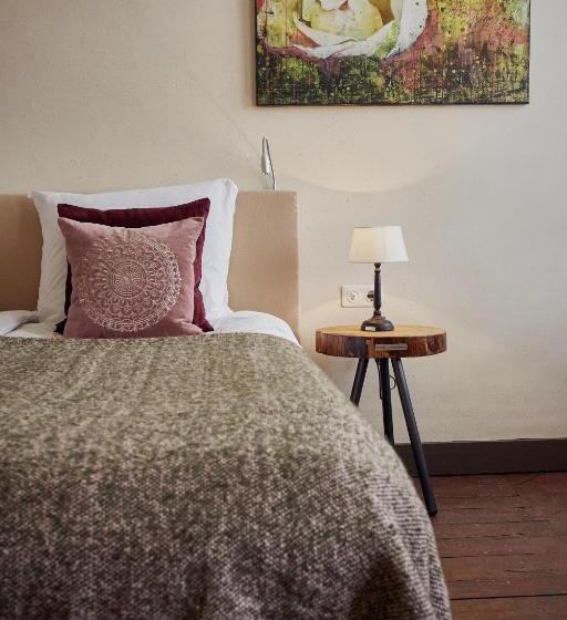 הוסטל Herberg De Zwarte Ruiter