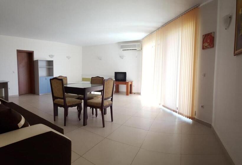 Aparthotel Golf Coast