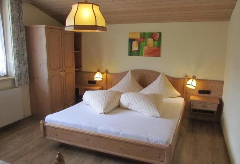 Appartementhaus Sennhüttn