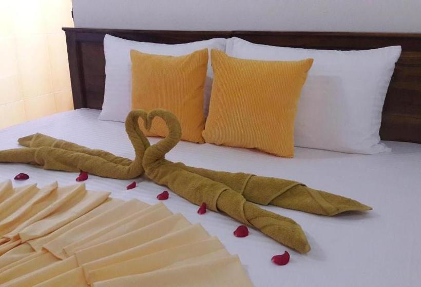 Пансион Lassana Villa