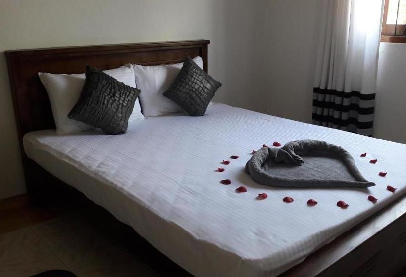 Пансион Lassana Villa