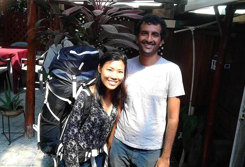 پانسیون Murph's Surf Shacks