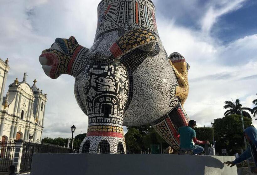 پانسیون Murph's Surf Shacks