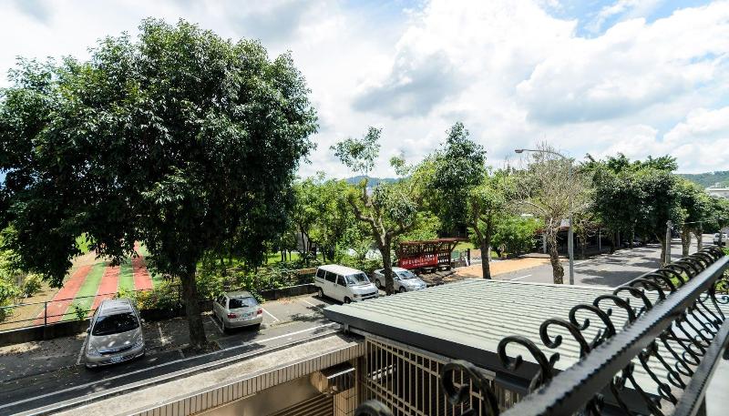 پانسیون Plum Inn 1