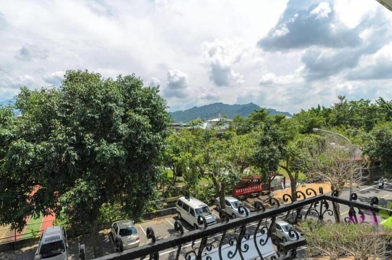 پانسیون Plum Inn 1